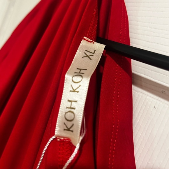 NWT Koh Koh Women’s Elegant Red Jumpsuit Sz. XL - Picture 9 of 13